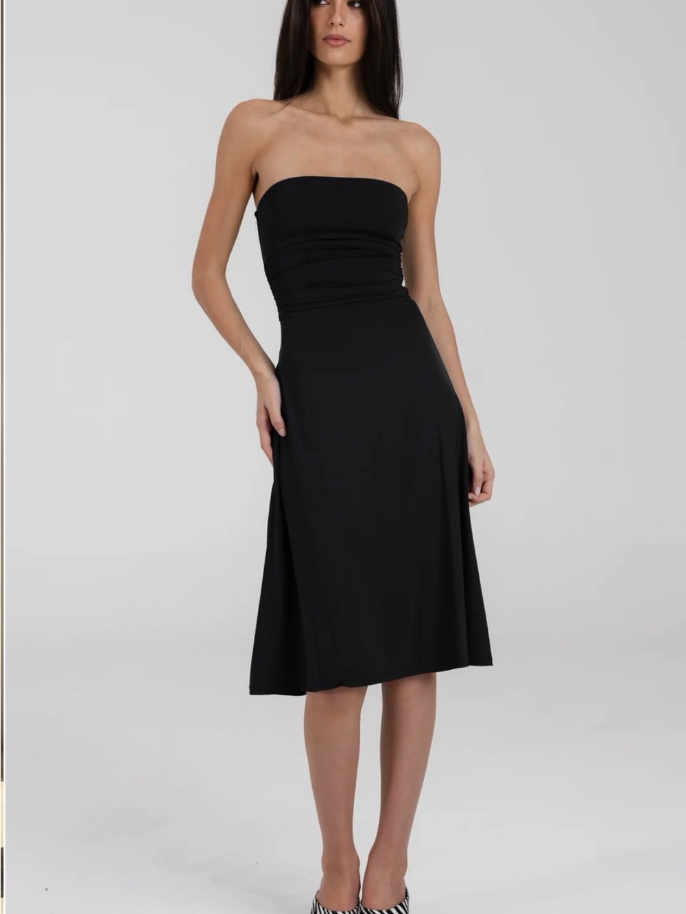 Charcoal Classic Strapless Black Ruched Midi Dress